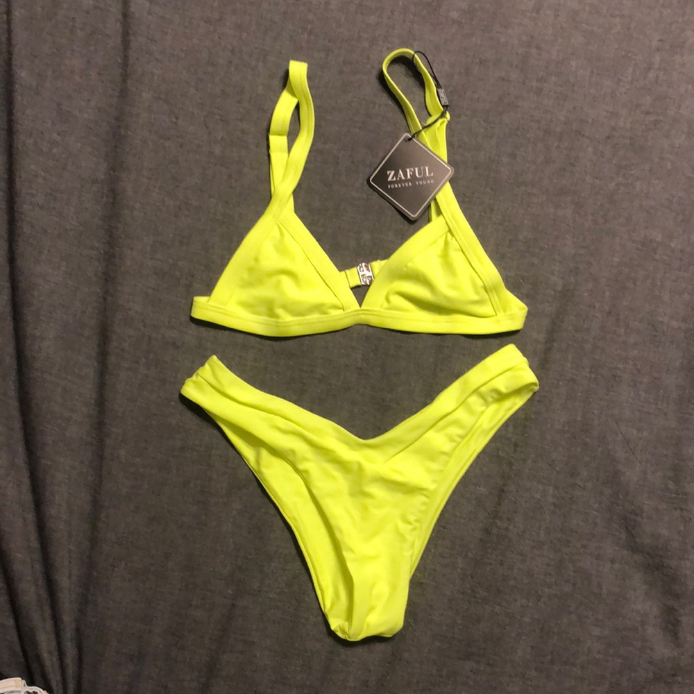 Zaful bikini - v bottom (size s)         bright yellow